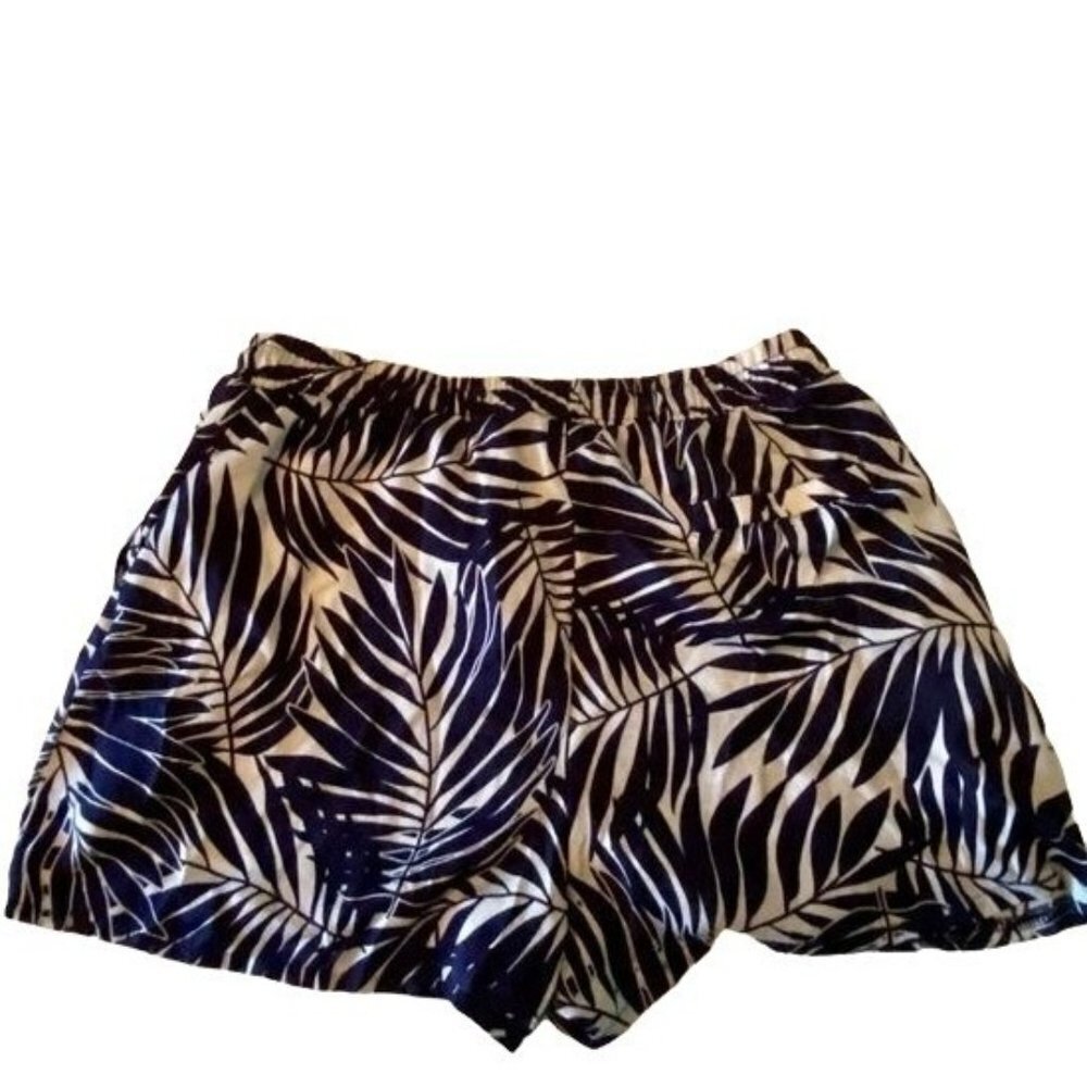 Esmara Shorts with Pockets Nayy White Size Small